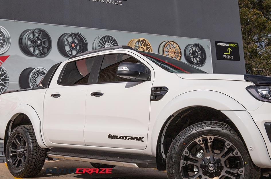 FORD-RANGER-VAPOR-BLACK-MACHINED-WITH-DARK-TINT